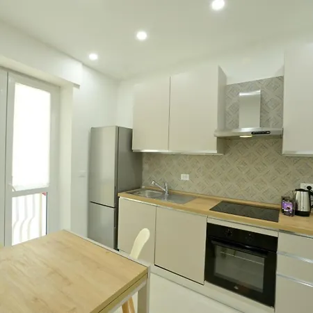 Casa Ambra Borgo Coscia E Parking * Alassio